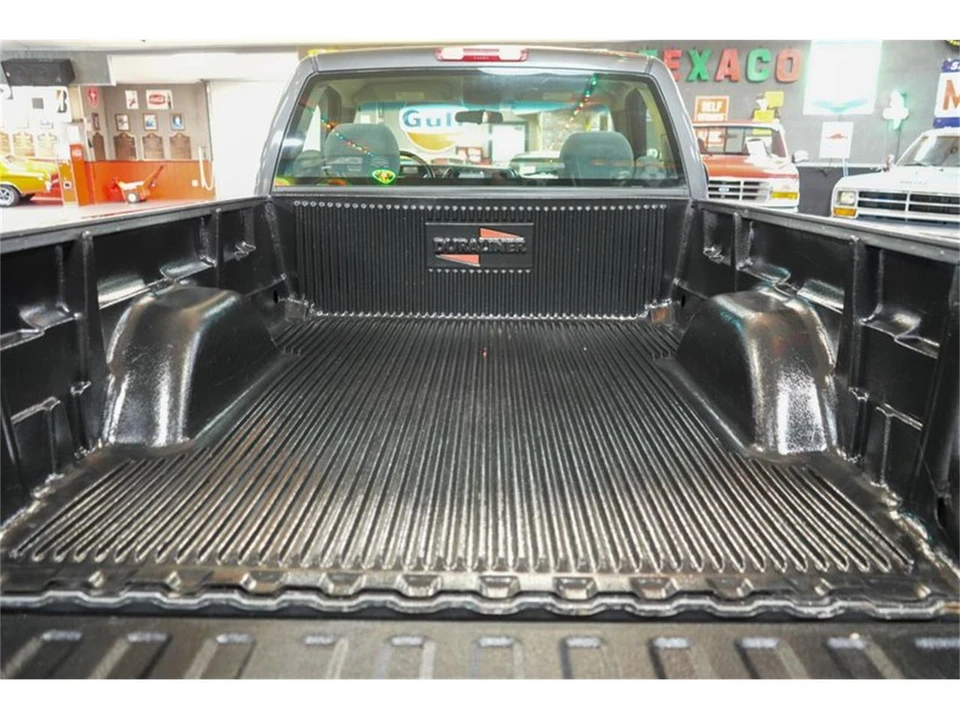 2002 Chevrolet Silverado 1st Gen - Image 27 of 31