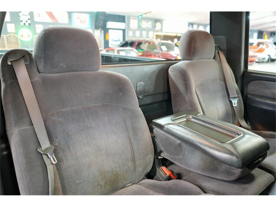 2002 Chevrolet Silverado 1st Gen - Image 18 of 31