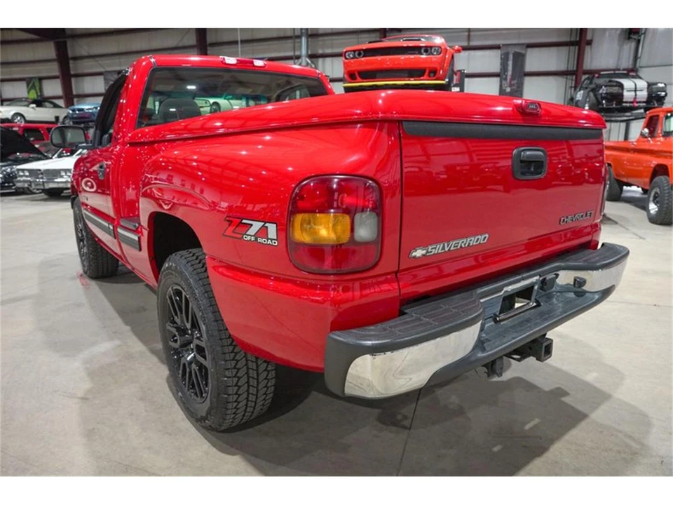 2002 Chevrolet Silverado 1st Gen - Image 6 of 31