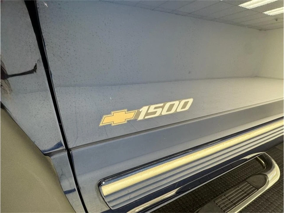 2002 Chevrolet Silverado 1st Gen - Image 15 of 31