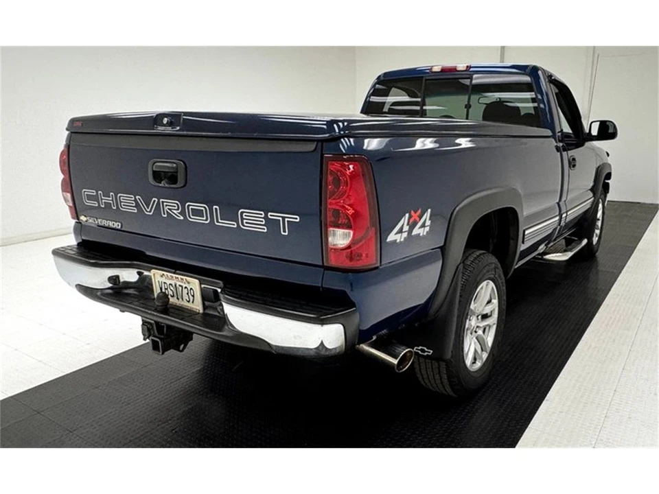 2002 Chevrolet Silverado 1st Gen - Image 5 of 31