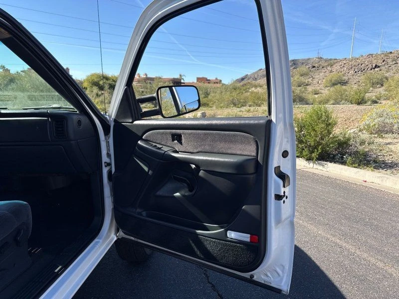 2002 Chevrolet Silverado 1st Gen - Image 17 of 21