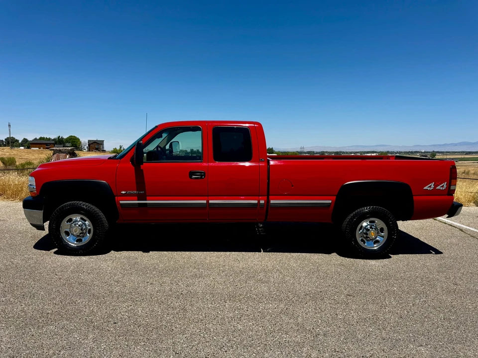 2002 Chevrolet Silverado Heavy Duty 1st Gen - Image 4 of 31