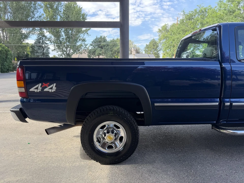 2002 Chevrolet Silverado Heavy Duty 1st Gen - Image 23 of 31