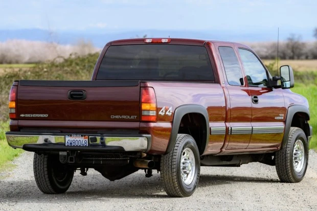 2002 Chevrolet Silverado Heavy Duty 1st Gen - Image 2 of 7