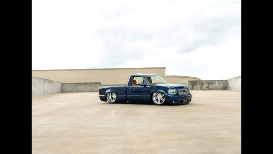 2002 Chevrolet Silverado 1st Gen - Image 2 of 9