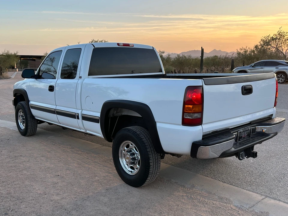 2002 Chevrolet Silverado Heavy Duty 1st Gen - Image 14 of 31