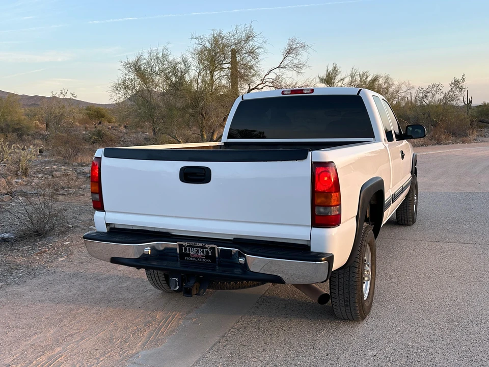 2002 Chevrolet Silverado Heavy Duty 1st Gen - Image 16 of 31