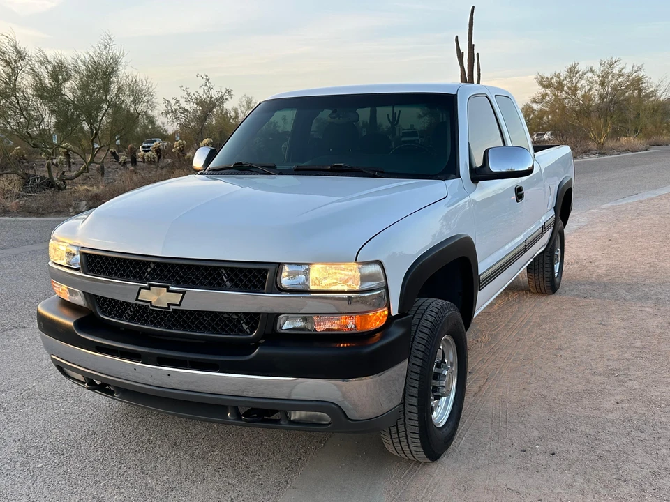 2002 Chevrolet Silverado Heavy Duty 1st Gen - Image 8 of 31
