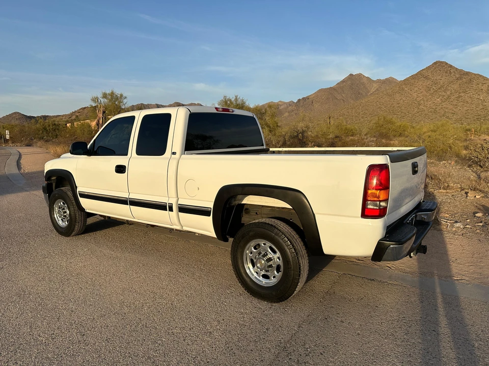 2002 Chevrolet Silverado Heavy Duty 1st Gen - Image 12 of 31