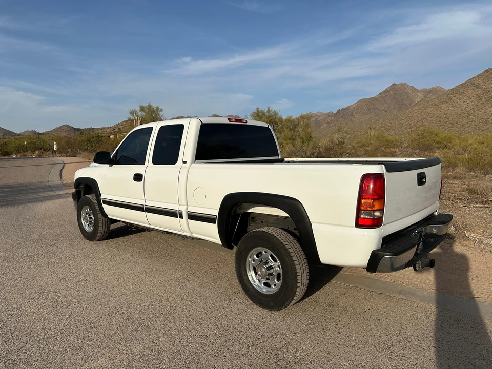 2002 Chevrolet Silverado Heavy Duty 1st Gen - Image 13 of 31