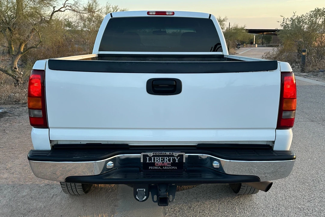 2002 Chevrolet Silverado Heavy Duty 1st Gen - Image 5 of 31