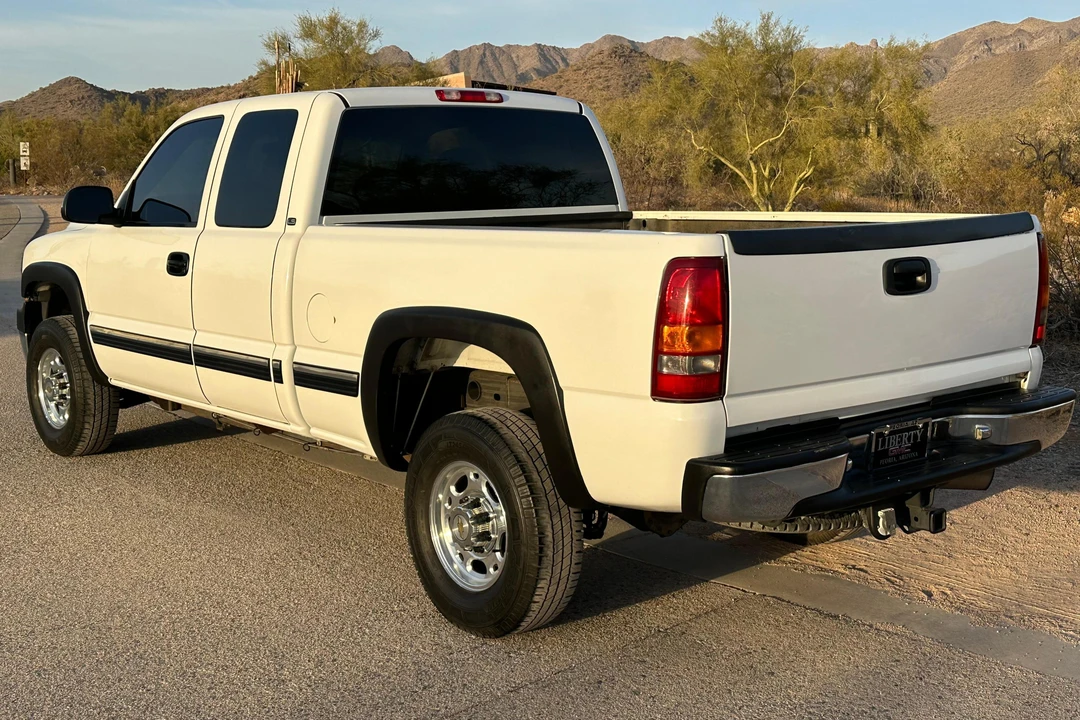 2002 Chevrolet Silverado Heavy Duty 1st Gen - Image 4 of 31