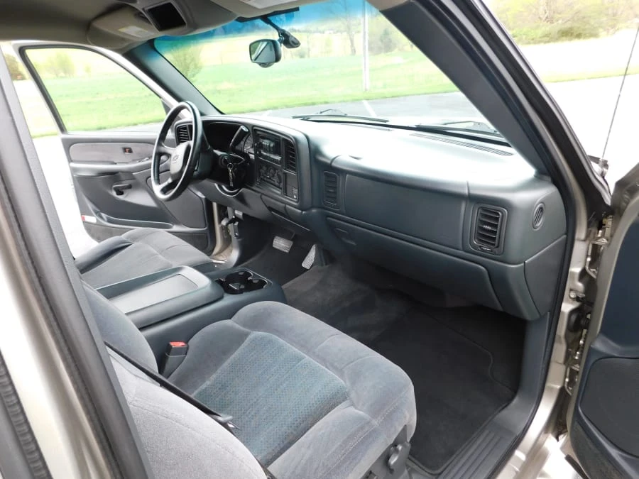 2002 Chevrolet Silverado 1st Gen - Image 6 of 13