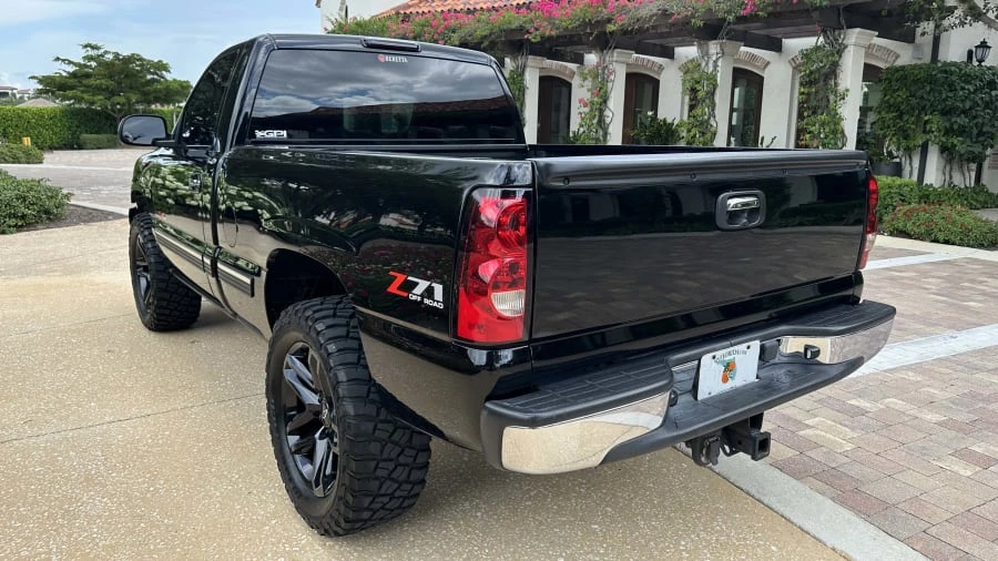 2002 Chevrolet Silverado 1st Gen - Image 2 of 8