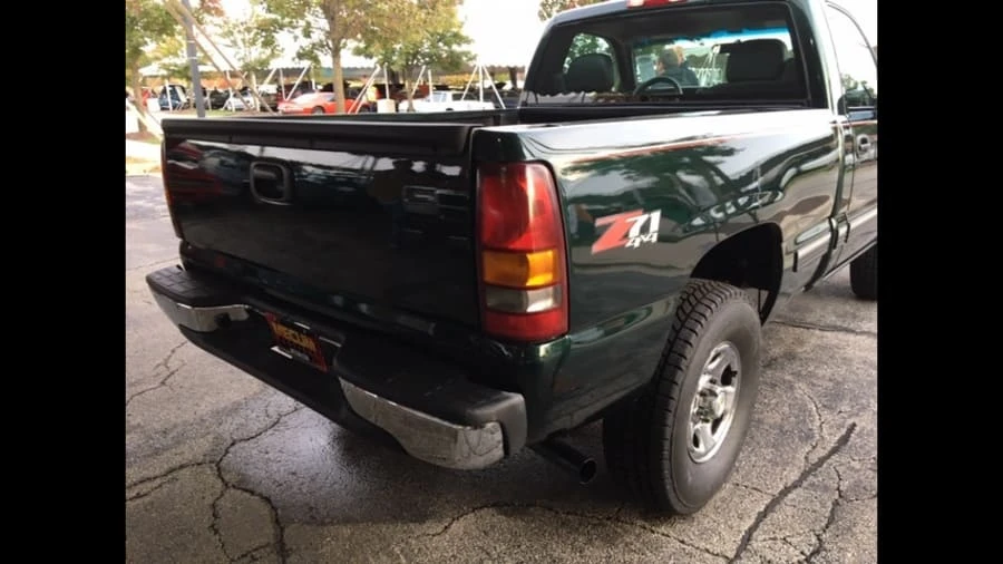 2002 Chevrolet Silverado 1st Gen - Image 2 of 3
