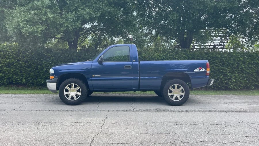 2002 Chevrolet Silverado 1st Gen - Image 2 of 6