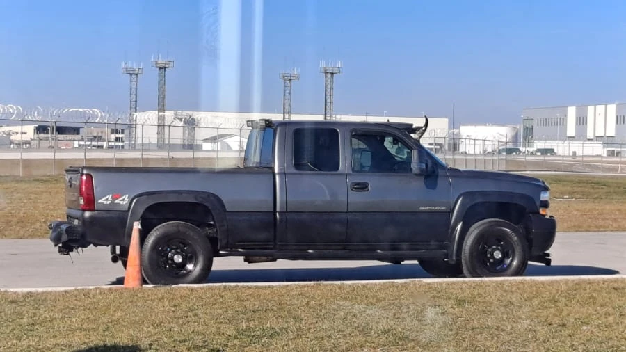 2002 Chevrolet Silverado 1st Gen - Image 2 of 26