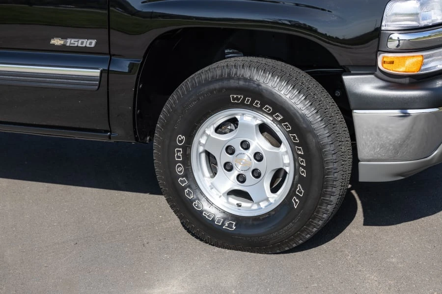 2002 Chevrolet Silverado 1st Gen - Image 14 of 31