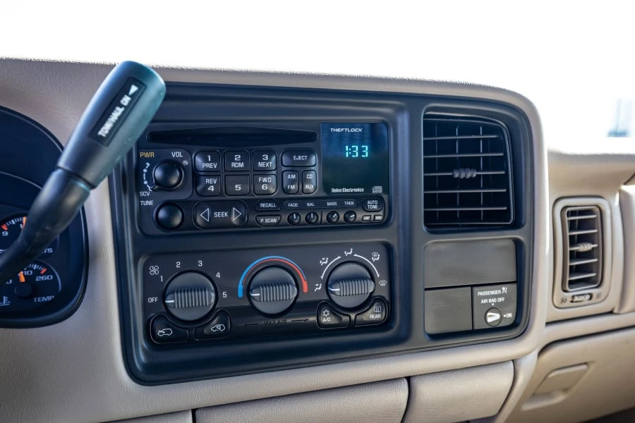2002 Chevrolet Silverado 1st Gen - Image 24 of 31