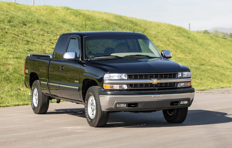 2002 Chevrolet Silverado 1st Gen - Image 2 of 31
