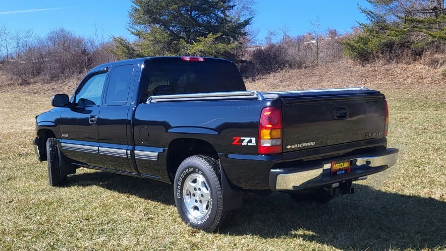 2002 Chevrolet Silverado 1st Gen - Image 2 of 18