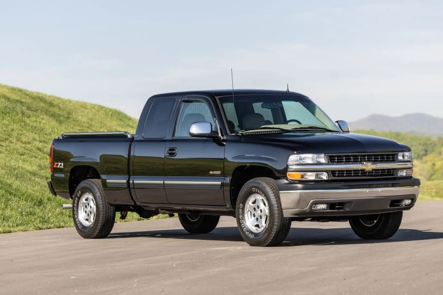 2002 Chevrolet Silverado 1st Gen - Image 6 of 31