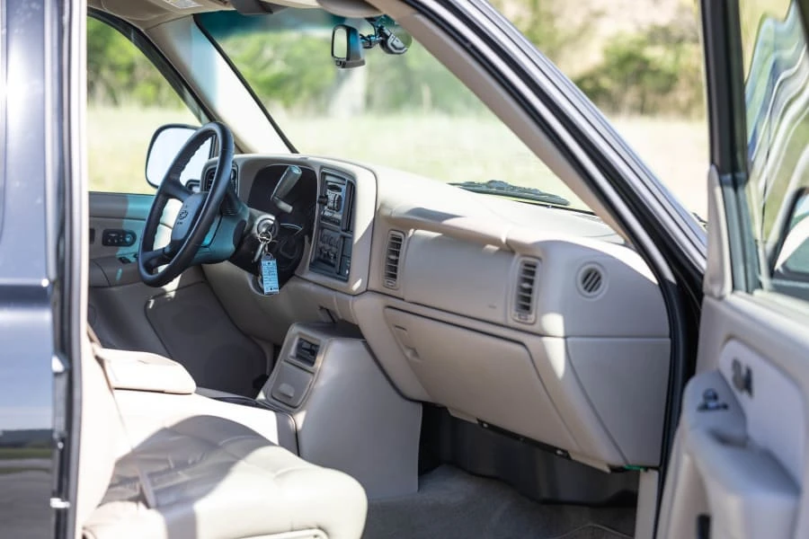 2002 Chevrolet Silverado 1st Gen - Image 18 of 31