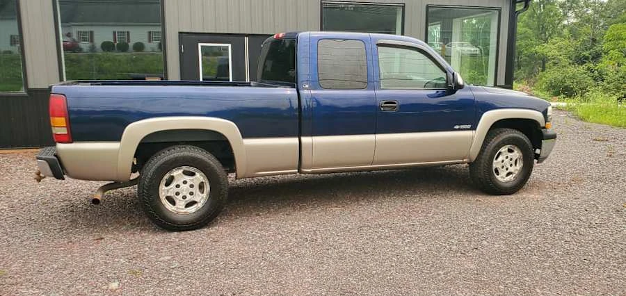 2002 Chevrolet Silverado 1st Gen - Image 2 of 10