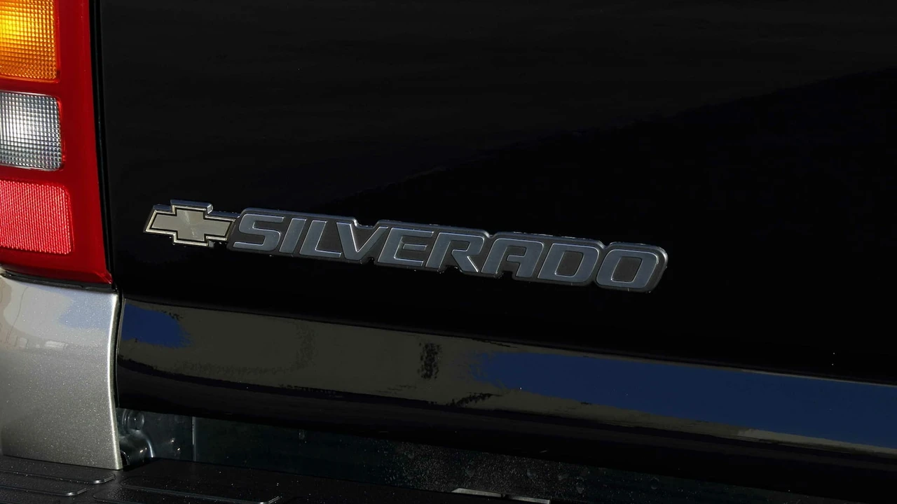 2002 Chevrolet Silverado 1st Gen - Image 26 of 26