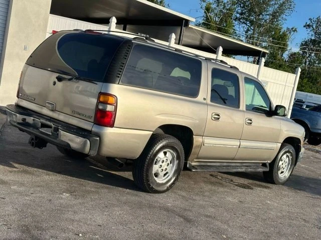 2002 Chevrolet Suburban 9th Gen - Image 4 of 21