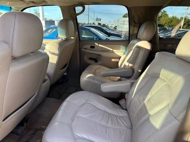 2002 Chevrolet Suburban 9th Gen - Image 15 of 21