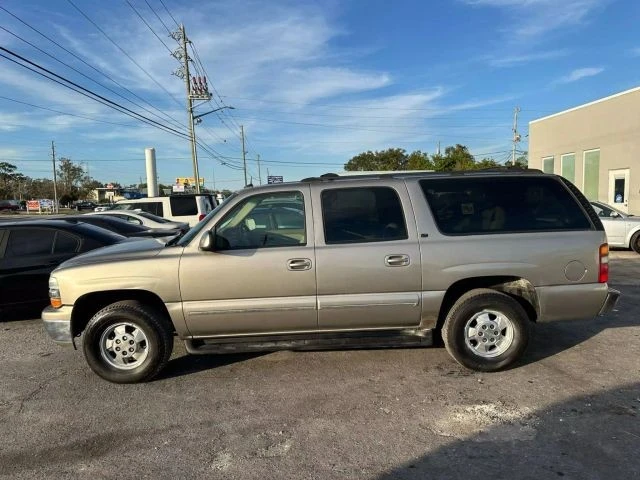 2002 Chevrolet Suburban 9th Gen - Image 2 of 21