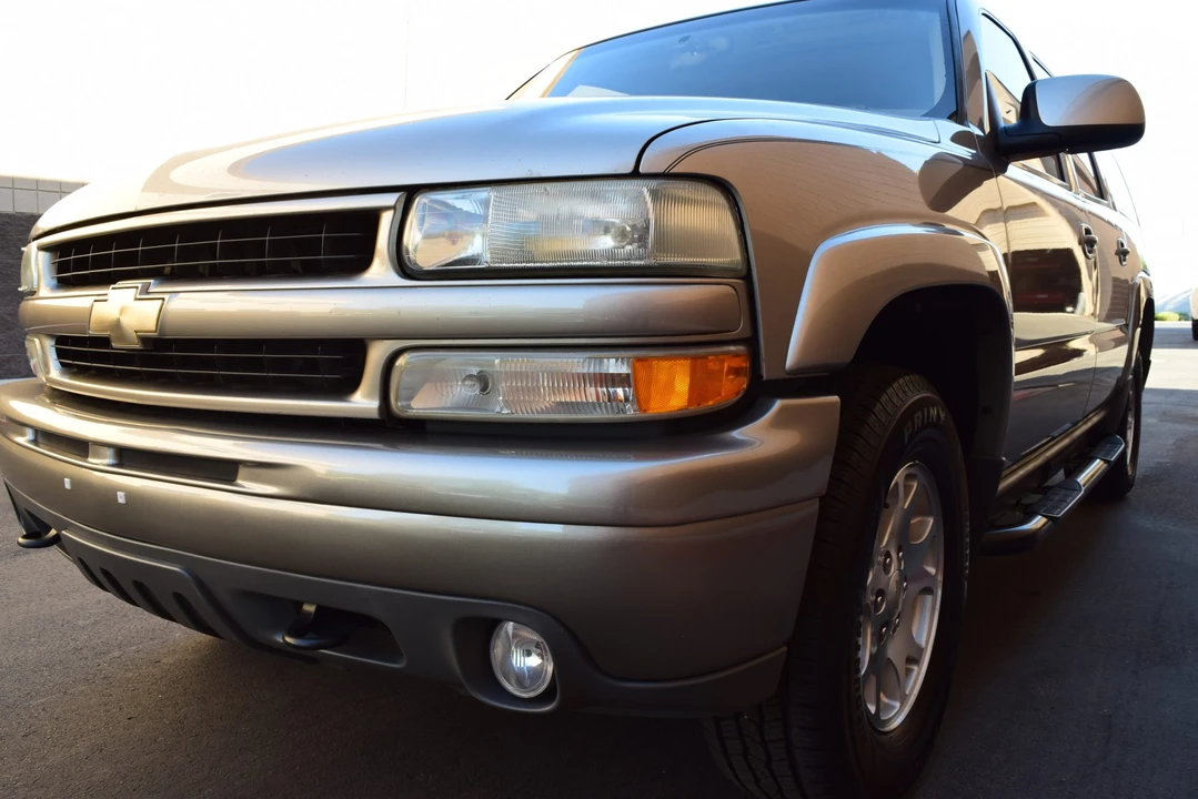 2002 Chevrolet Suburban 9th Gen - Image 30 of 31