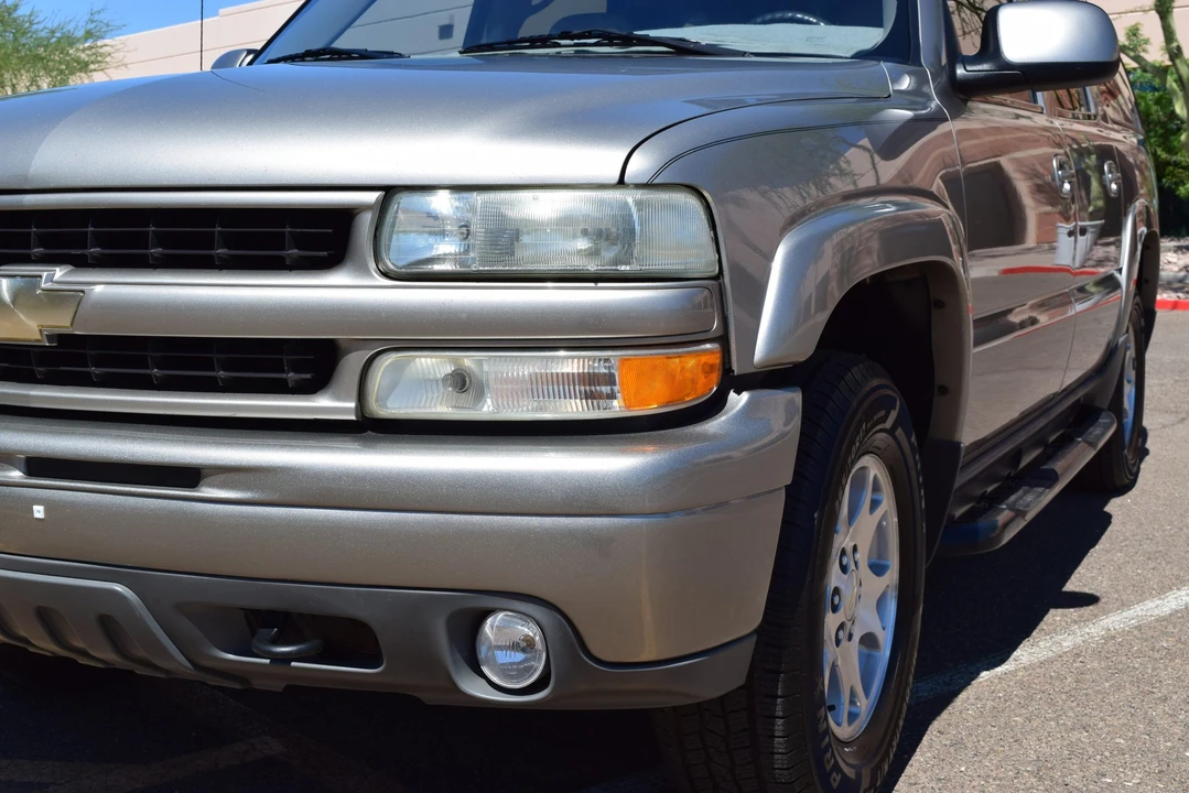 2002 Chevrolet Suburban 9th Gen - Image 31 of 31