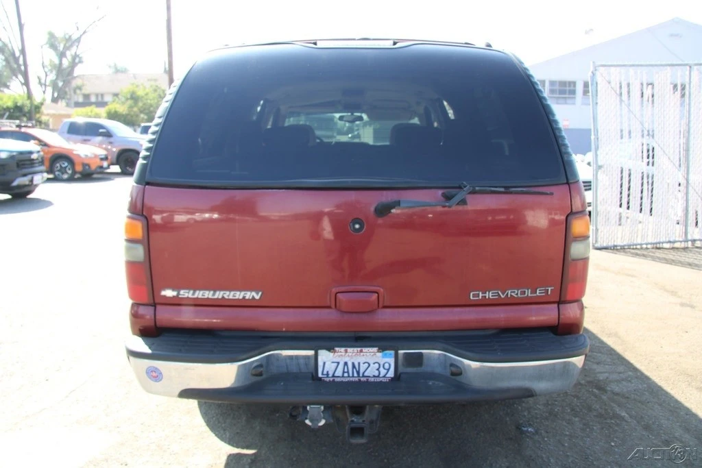 2002 Chevrolet Suburban 9th Gen - Image 6 of 21