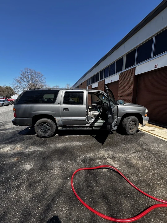 2002 Chevrolet Suburban 9th Gen - Image 18 of 20