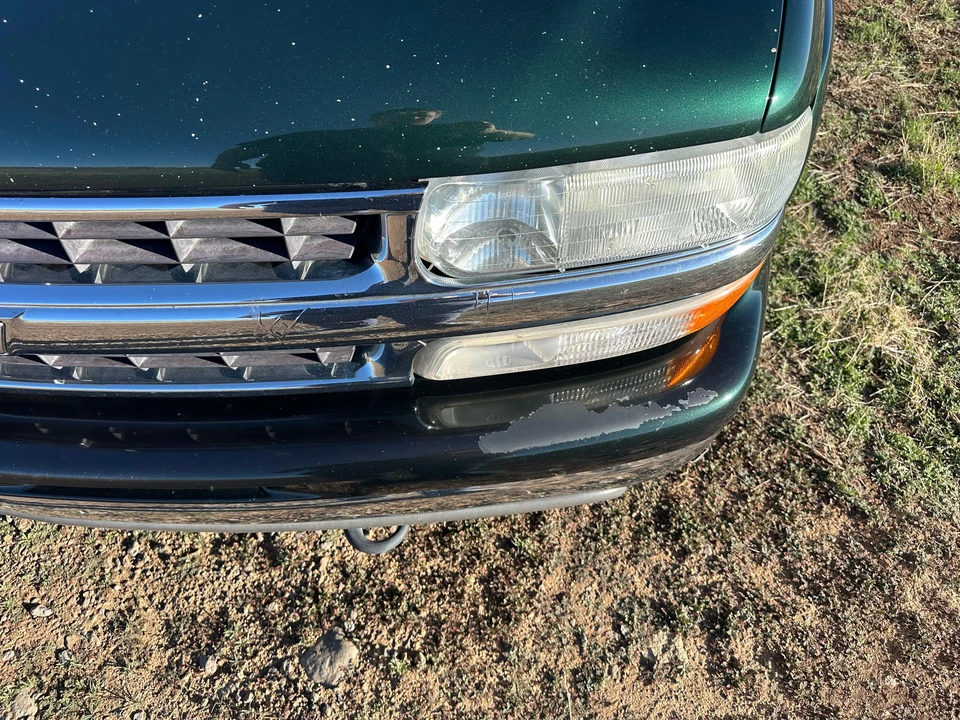 2002 Chevrolet Suburban 9th Gen - Image 20 of 31