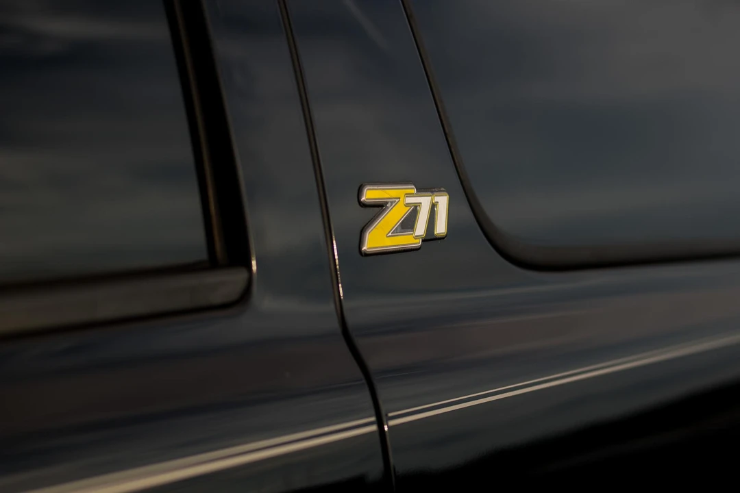 2002 Chevrolet Suburban 9th Gen - Image 29 of 31