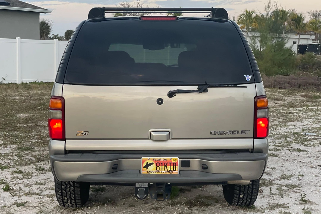 2002 Chevrolet Suburban 9th Gen - Image 5 of 31