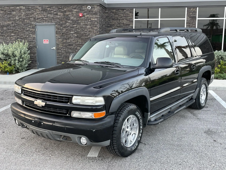 2002 Chevrolet Suburban 9th Gen - Image 7 of 31