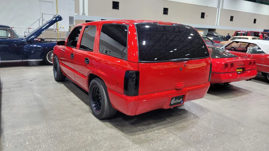 2002 Chevrolet Tahoe 2nd Gen - Image 2 of 9