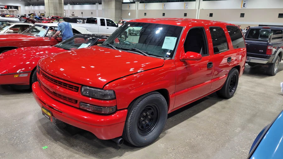 2002 Chevrolet Tahoe 2nd Gen - Image 4 of 9