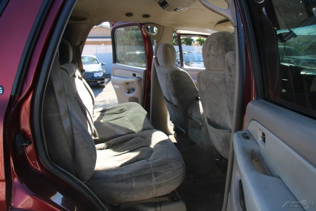 2002 Chevrolet Tahoe 2nd Gen - Image 20 of 21