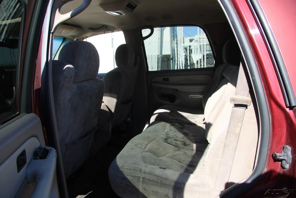 2002 Chevrolet Tahoe 2nd Gen - Image 17 of 21
