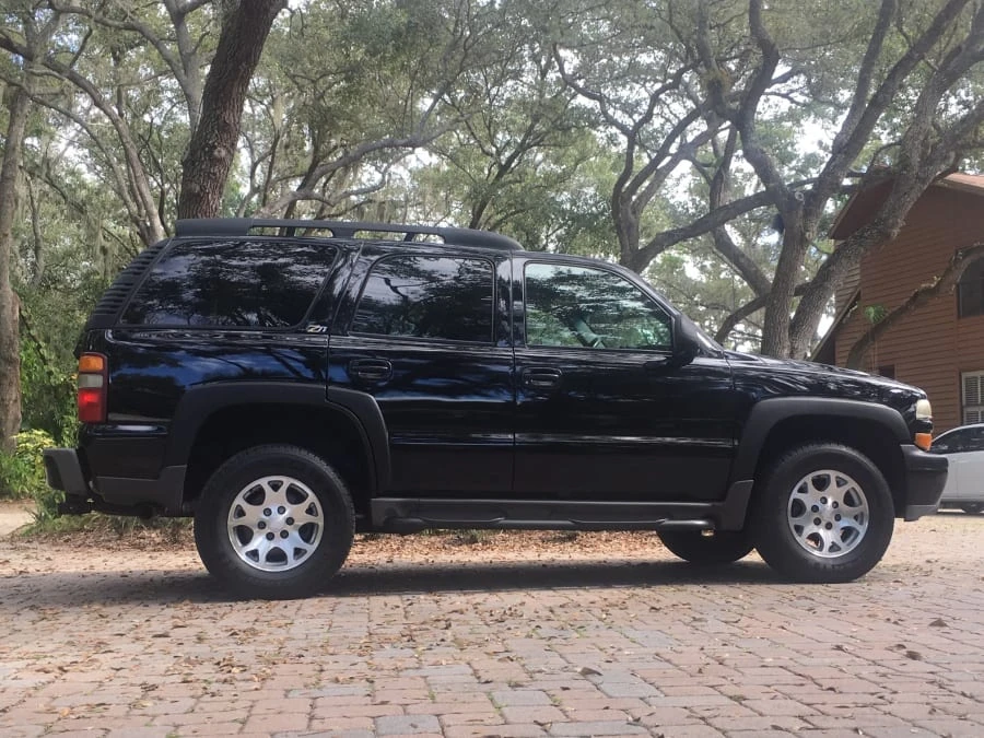 2002 Chevrolet Tahoe 2nd Gen - Image 2 of 12