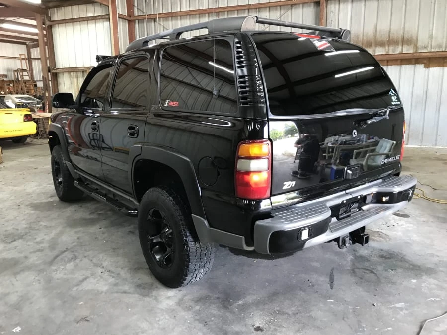 2002 Chevrolet Tahoe 2nd Gen - Image 2 of 4