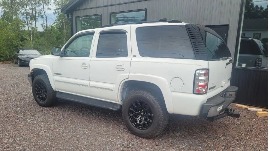 2002 Chevrolet Tahoe 2nd Gen - Image 3 of 3