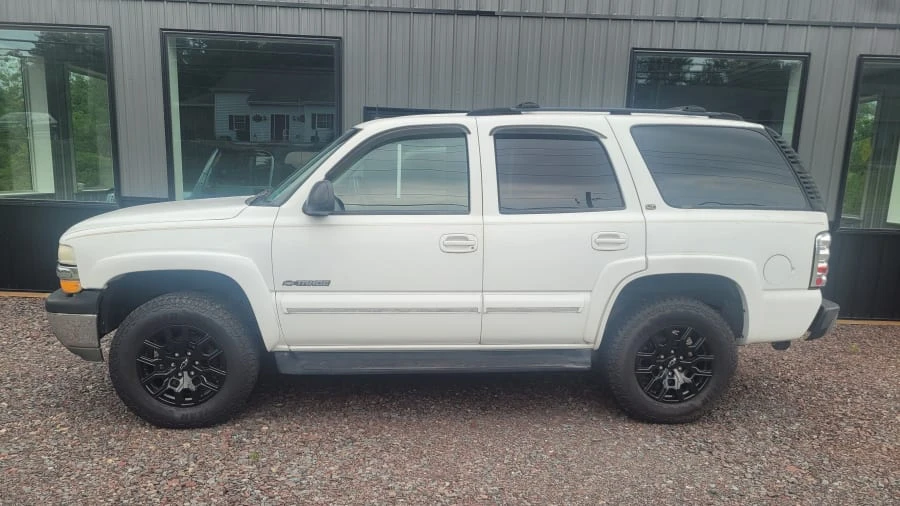 2002 Chevrolet Tahoe 2nd Gen - Image 2 of 3