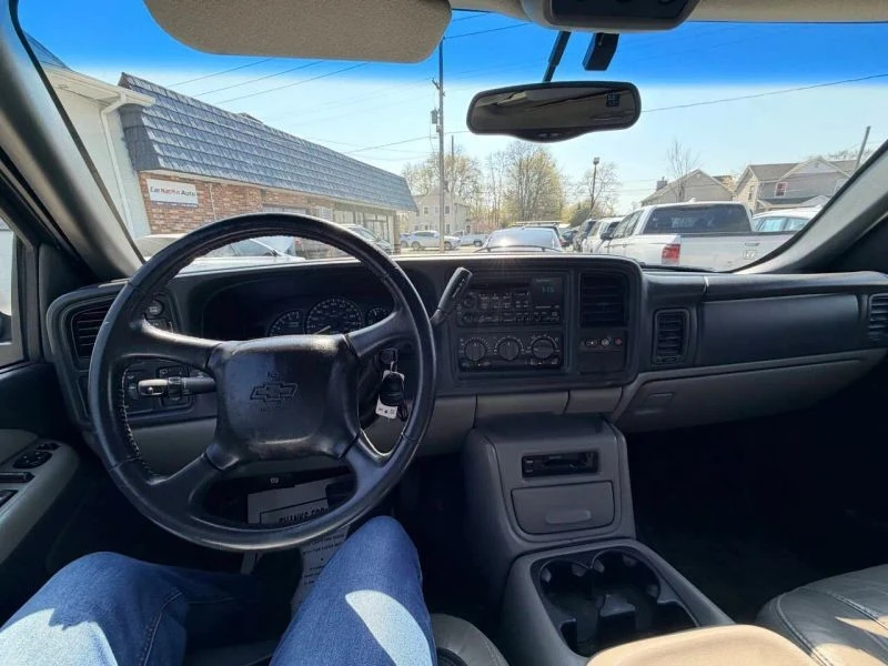 2002 Chevrolet Tahoe 2nd Gen - Image 3 of 12